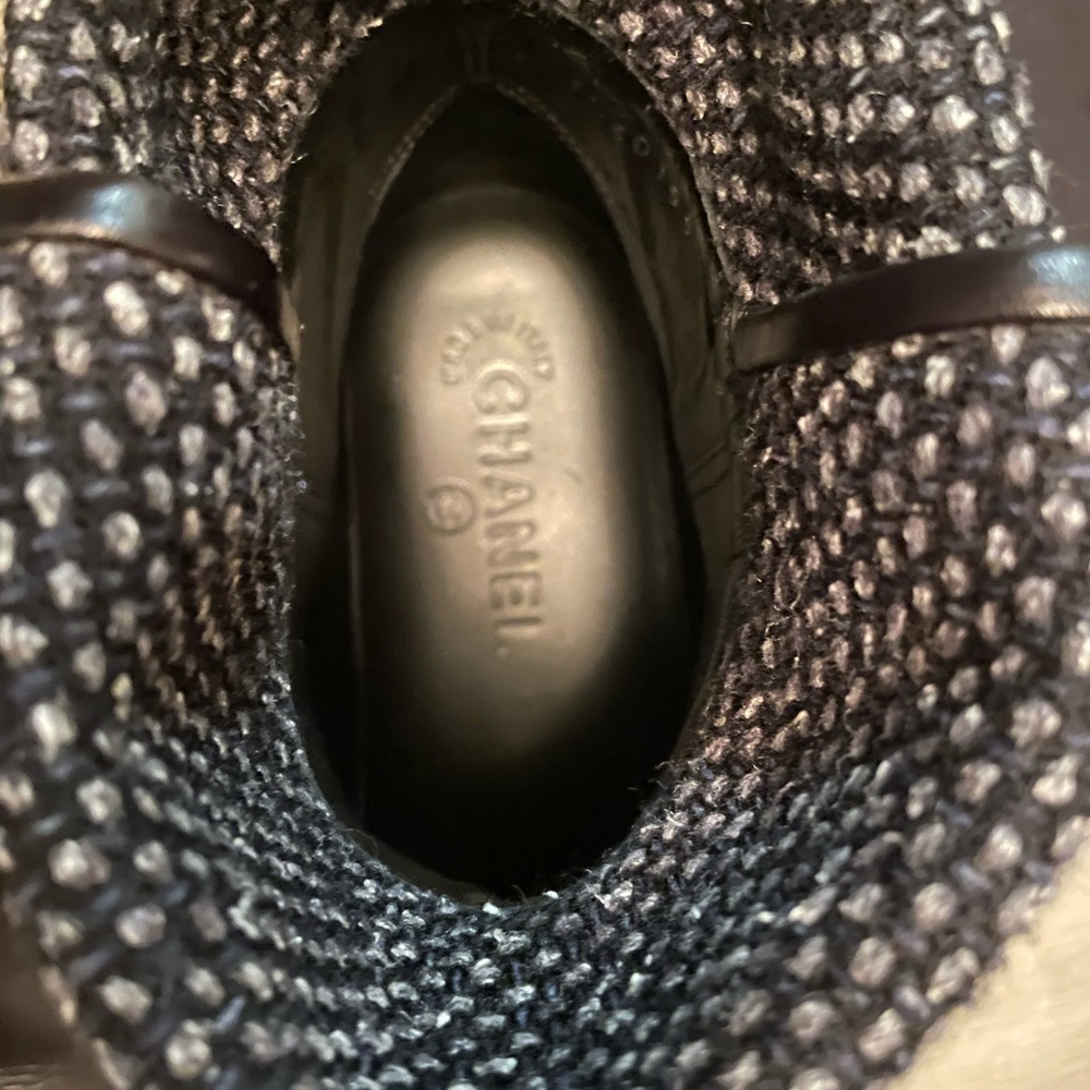 Stunning Chanel boots - Picture 6 of 16